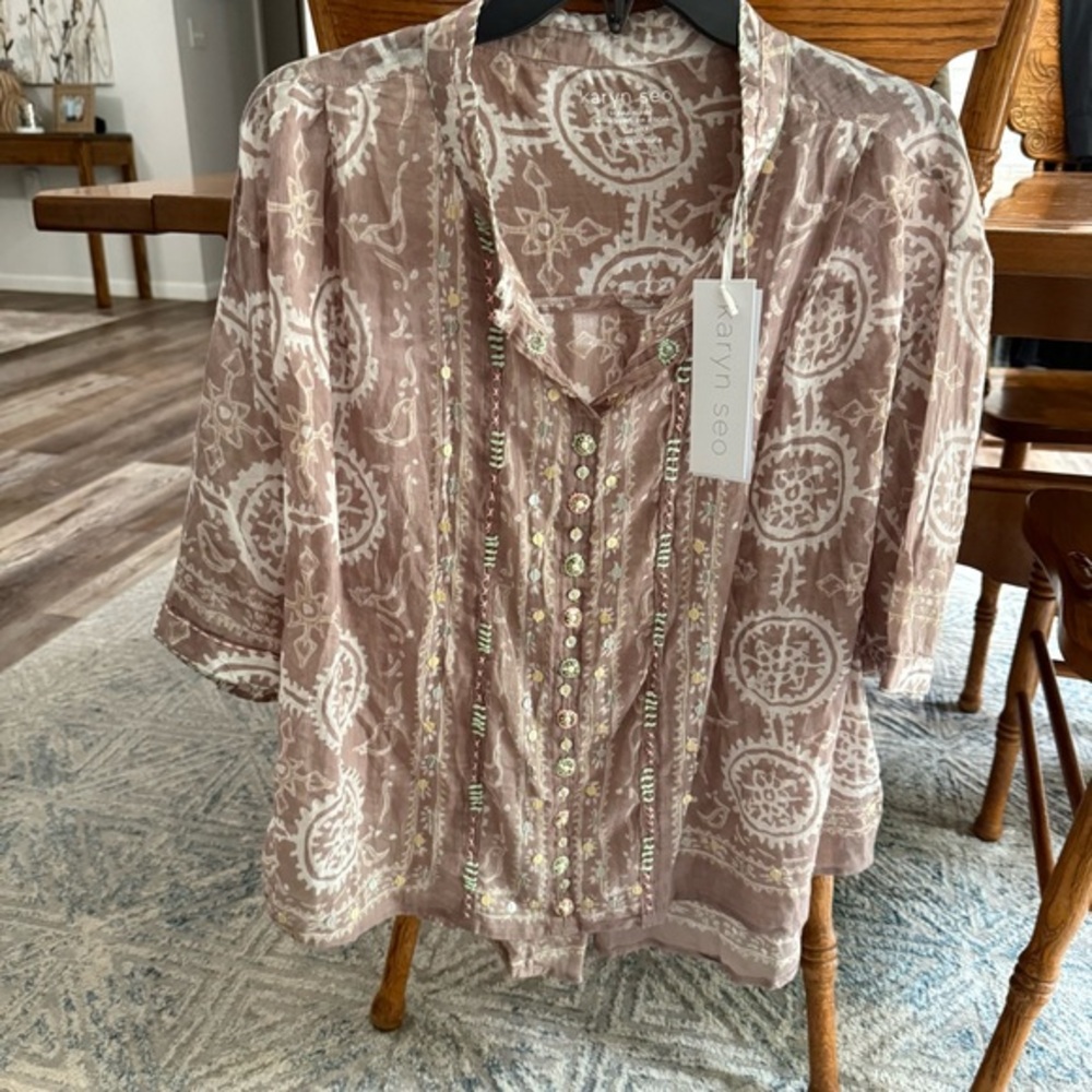 Karyn Seo Toni Blouse NWT Almondine. Embroidered and Beads Sz Lg  Ret $98